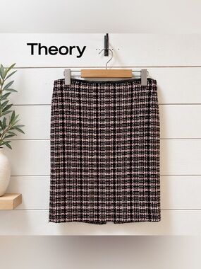 THEORY Burgundy Pink Tweed Skirt Size 4